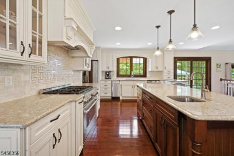 74 Grayrock Road Clinton NJ 08809