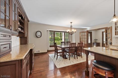 74 Grayrock Road Clinton NJ 08809