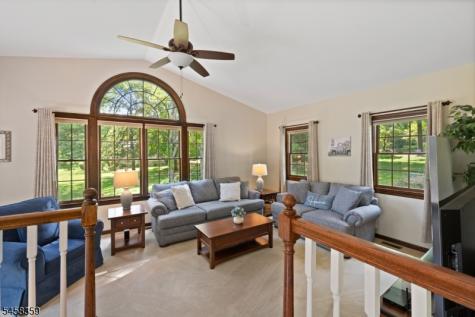 74 Grayrock Road Clinton NJ 08809