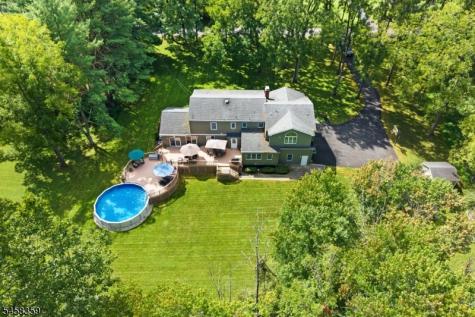 74 Grayrock Road Clinton NJ 08809