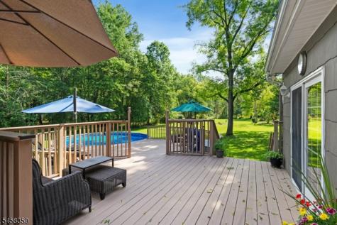 74 Grayrock Road Clinton NJ 08809