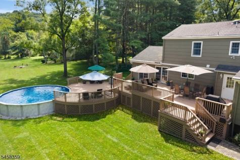 74 Grayrock Road Clinton NJ 08809
