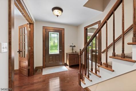 74 Grayrock Road Clinton NJ 08809