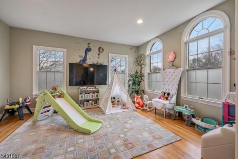 5 Sherwood Court Randolph NJ 07869