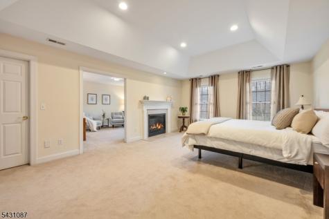 5 Sherwood Court Randolph NJ 07869