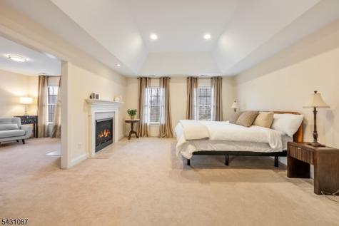 5 Sherwood Court Randolph NJ 07869