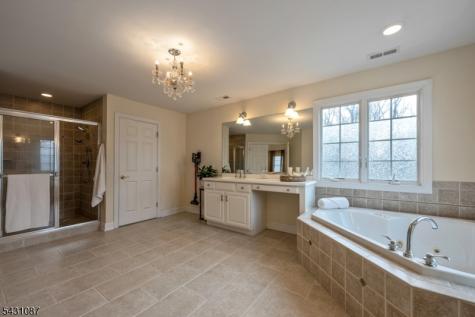 5 Sherwood Court Randolph NJ 07869