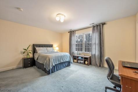 5 Sherwood Court Randolph NJ 07869