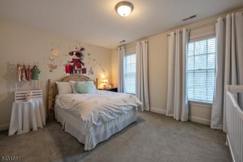 5 Sherwood Court Randolph NJ 07869
