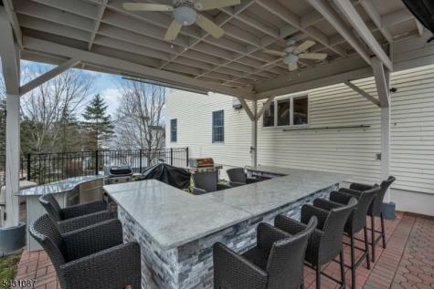 5 Sherwood Court Randolph NJ 07869