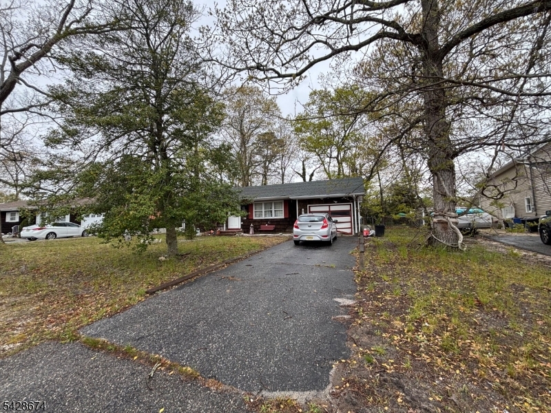 326 Normandie Drive Lacey NJ 08731