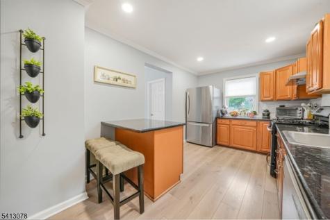 128 Rollinson Street West Orange NJ 07052