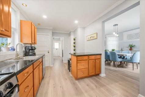 128 Rollinson Street West Orange NJ 07052