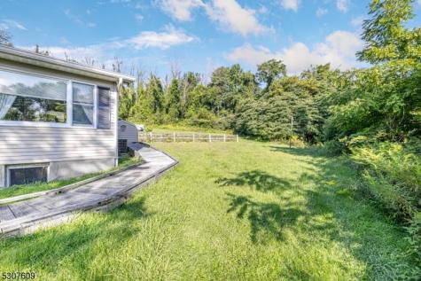 10 Pilz Court Vernon NJ 07461