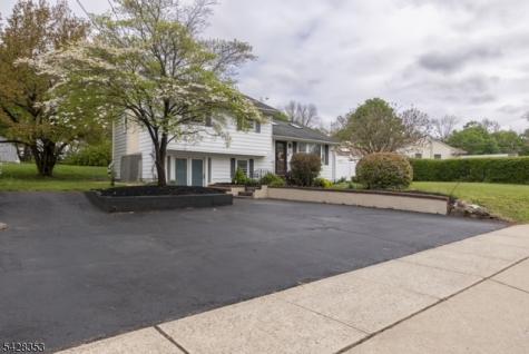 33 Marudy Drive Clinton NJ 08809