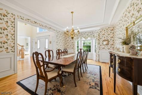 6 Wolfe Run Court Washington NJ 07853