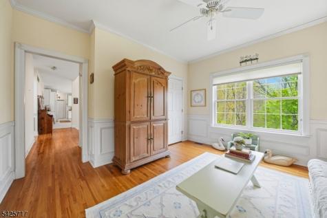 6 Wolfe Run Court Washington NJ 07853