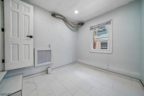 29 Laurel Avenue Livingston NJ 07039