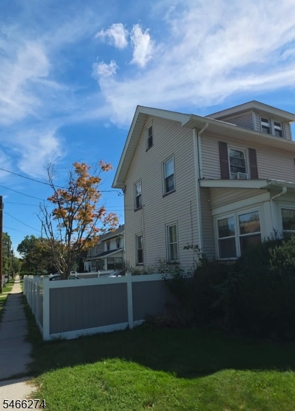 629 Chestnut Street Roselle Park NJ 07204