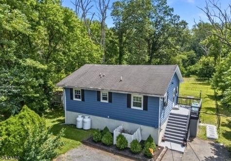 1464 State Route 57 Mansfield NJ 07865