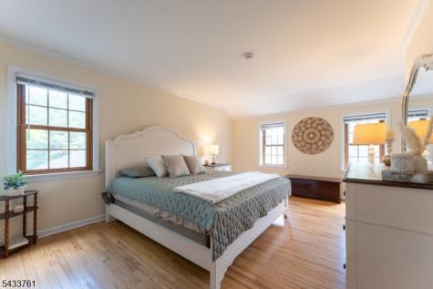 301 Heritage Drive Readington NJ 08889