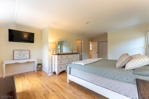 301 Heritage Drive Readington NJ 08889