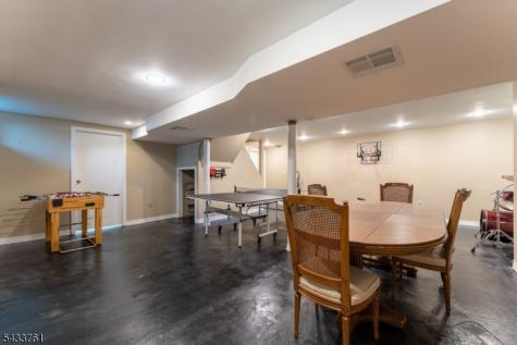 301 Heritage Drive Readington NJ 08889
