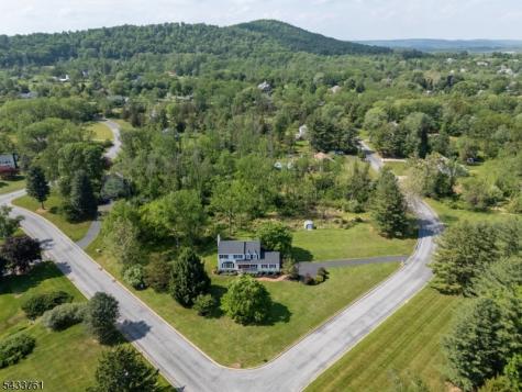 301 Heritage Drive Readington NJ 08889