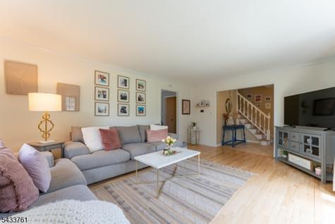 301 Heritage Drive Readington NJ 08889