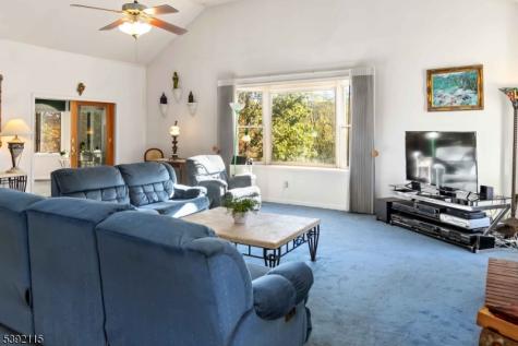 2 Upper Lake Road Jefferson NJ 07438