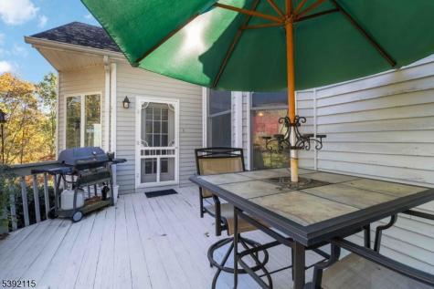 2 Upper Lake Road Jefferson NJ 07438