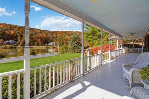 2 Upper Lake Road Jefferson NJ 07438