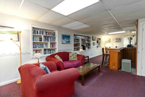 2 Upper Lake Road Jefferson NJ 07438