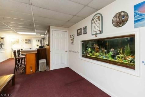 2 Upper Lake Road Jefferson NJ 07438