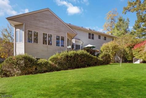 2 Upper Lake Road Jefferson NJ 07438