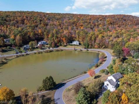 2 Upper Lake Road Jefferson NJ 07438
