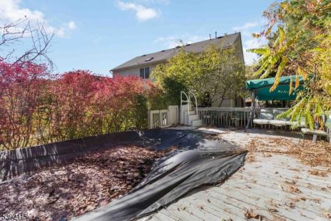 2 Upper Lake Road Jefferson NJ 07438