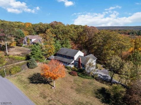 2 Upper Lake Road Jefferson NJ 07438