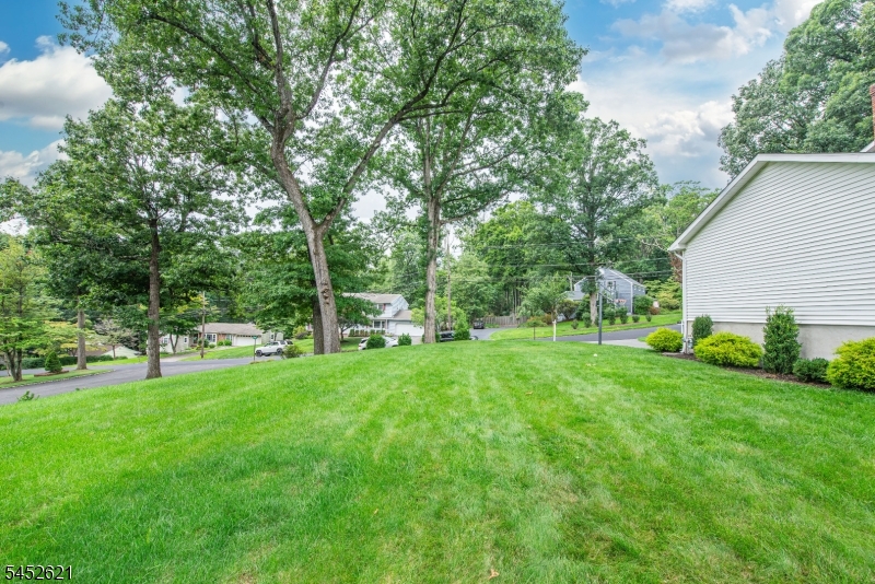 8 Southview Road Randolph NJ 07869