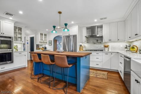 11 Kendal Avenue Maplewood NJ 07040