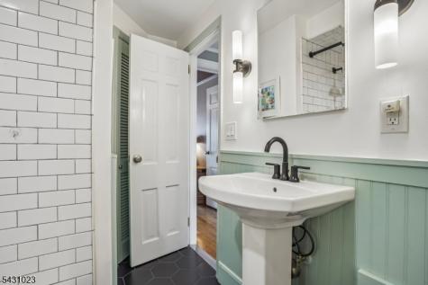 11 Kendal Avenue Maplewood NJ 07040