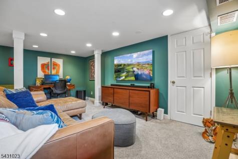 11 Kendal Avenue Maplewood NJ 07040