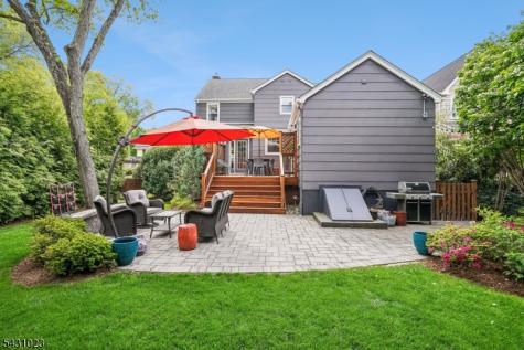11 Kendal Avenue Maplewood NJ 07040