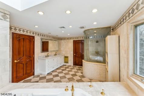 662 Foothill Road Bridgewater NJ 08807