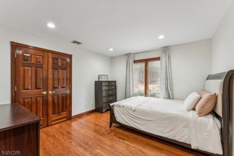 662 Foothill Road Bridgewater NJ 08807