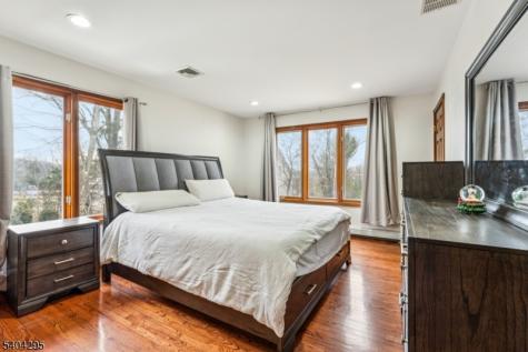 662 Foothill Road Bridgewater NJ 08807