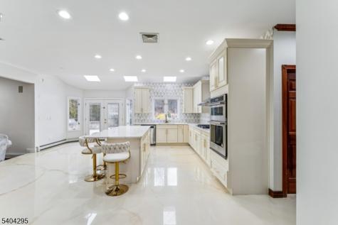 662 Foothill Road Bridgewater NJ 08807