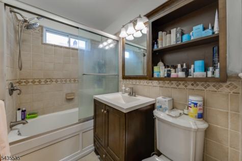 1341 Lincrest Terrace Union NJ 07083