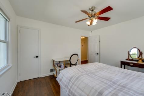 1341 Lincrest Terrace Union NJ 07083