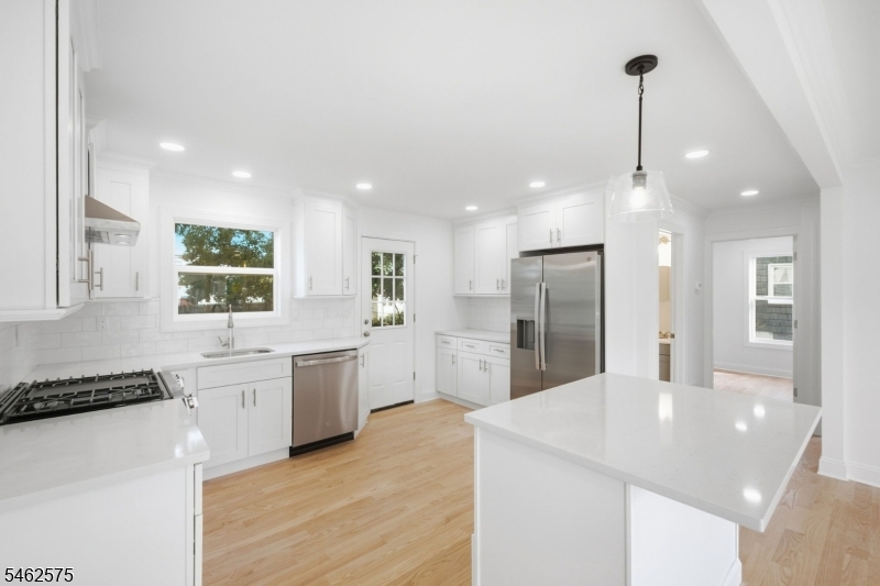154 Oakmanor Parkway South Plainfield NJ 07080